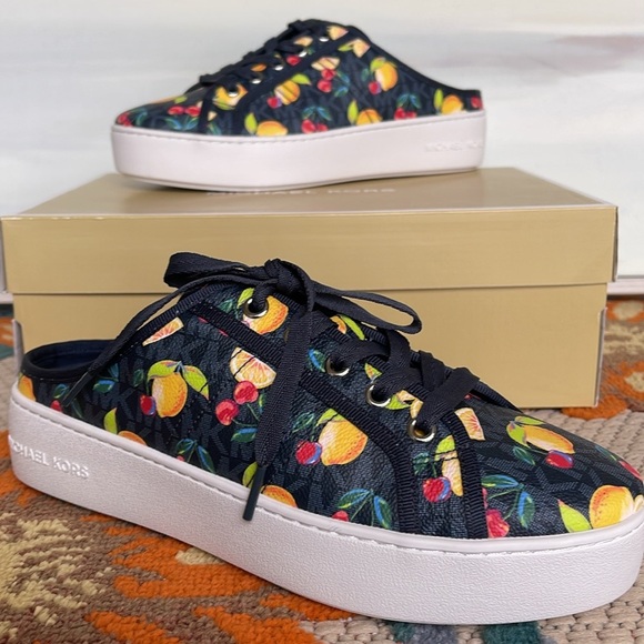 Michael Kors POPPY SLIDE SNEAKERS 
FRUIT PAINT MK SIG SM
49T4POFP1Q Platforms - Picture 13 of 16
